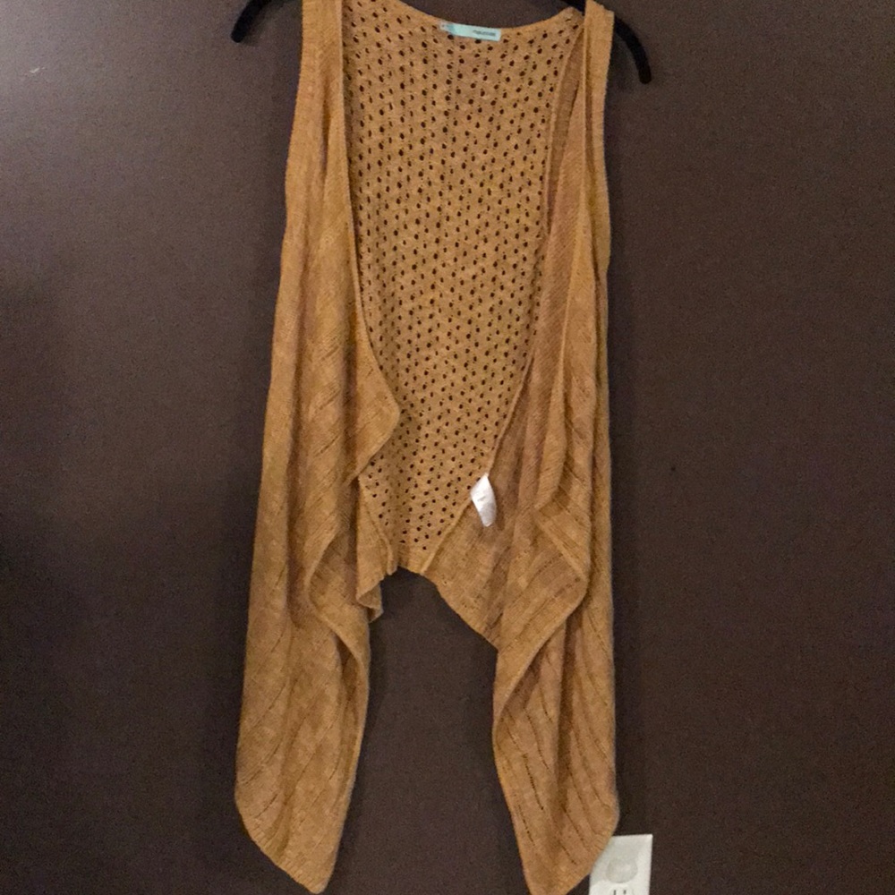 Knit vest